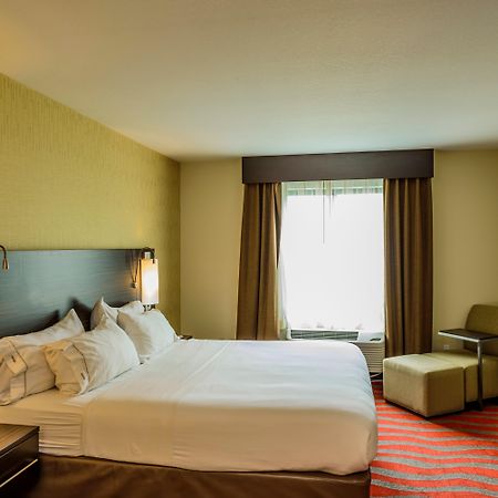 Holiday Inn Express And Suites - Bradford By Ihg Esterno foto