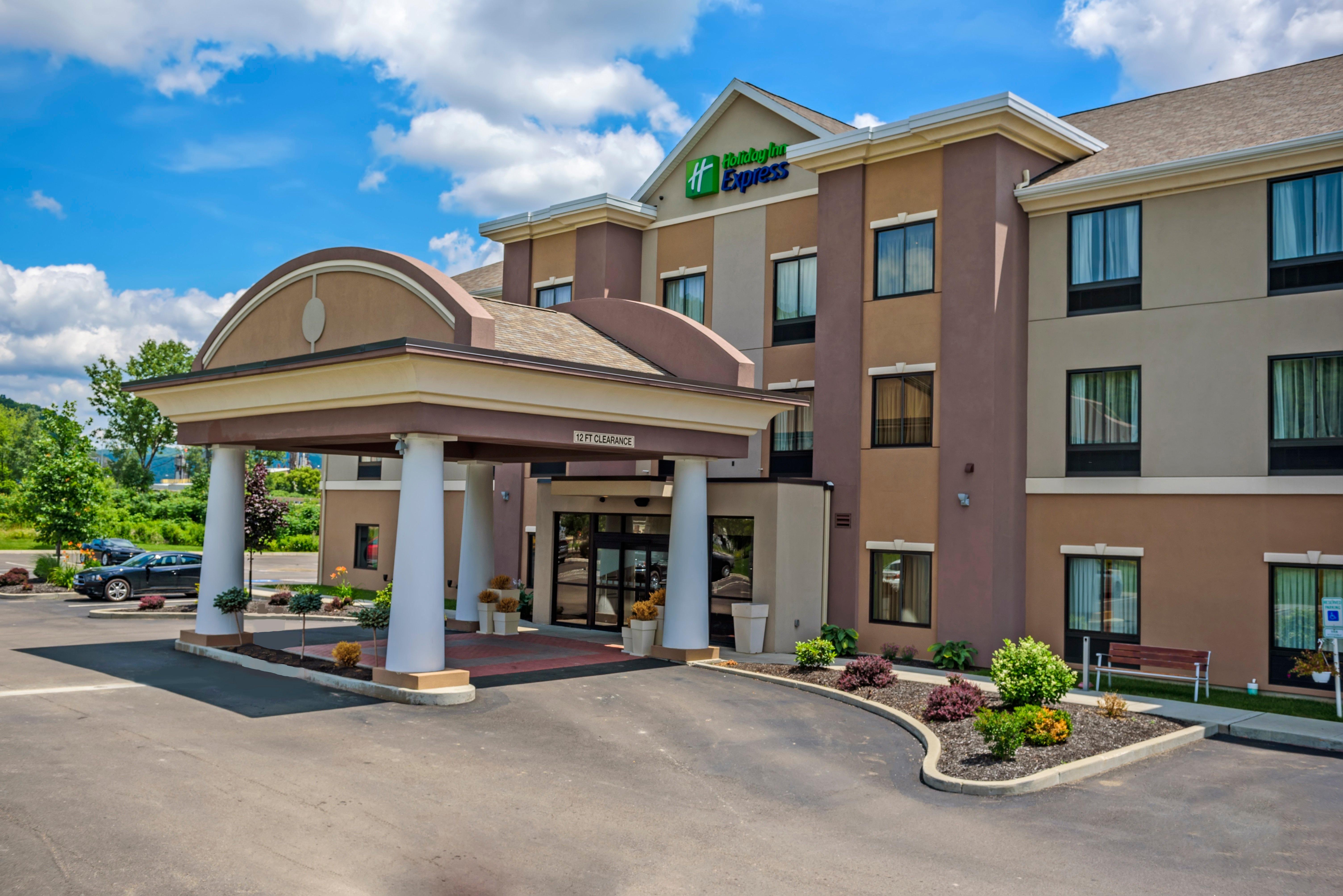 Holiday Inn Express And Suites - Bradford By Ihg Esterno foto