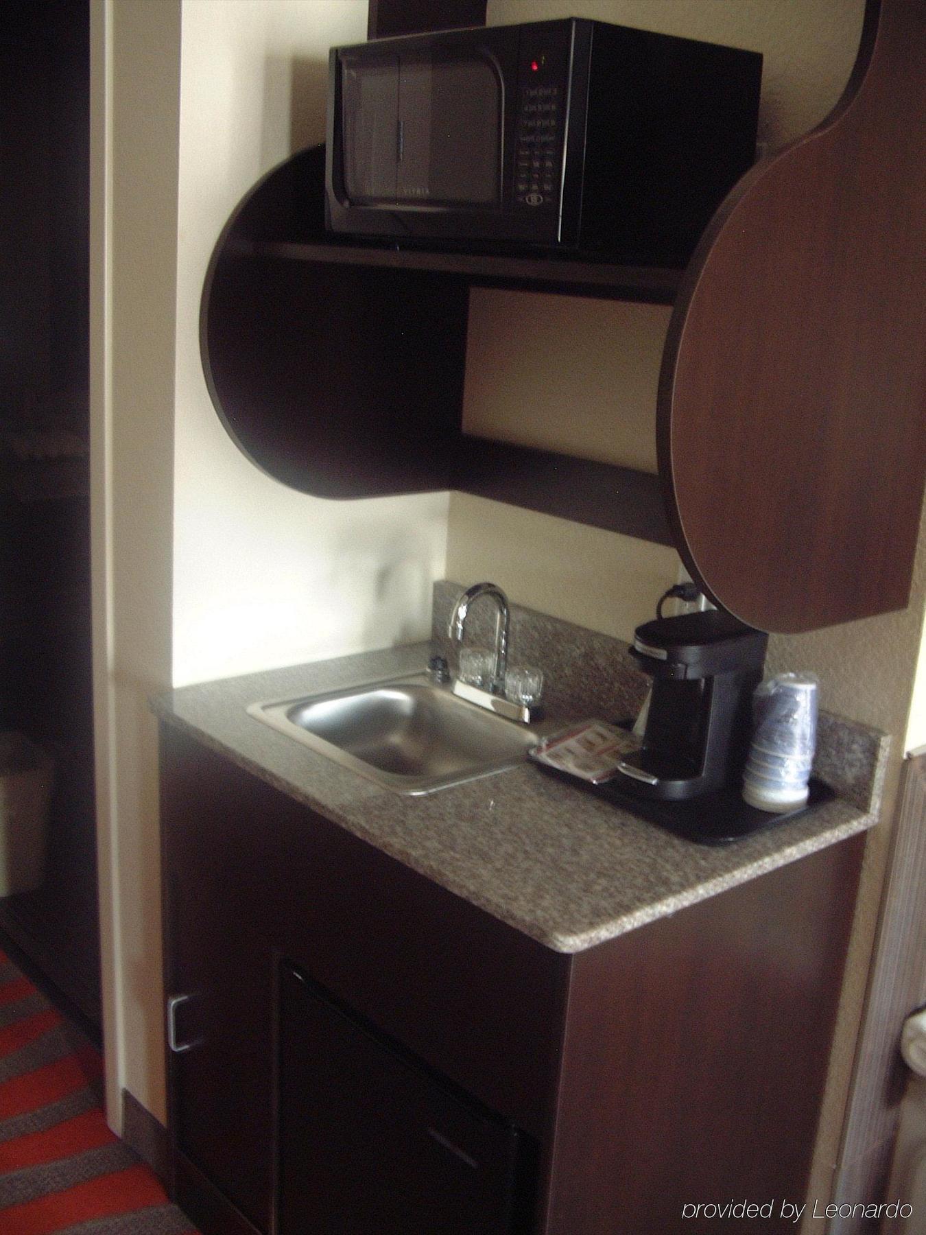 Holiday Inn Express And Suites - Bradford By Ihg Camera foto